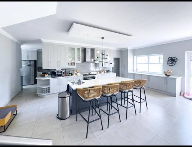 4 BEDROOM HOUSE FOR SALE IN MIDSTREAM RIDGE